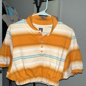 YELLOW STRIPED CROP TOP